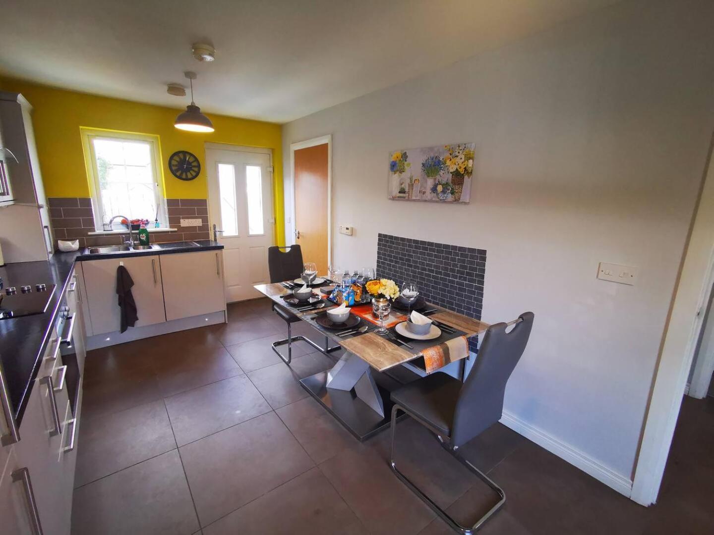 Holiday home 3br Cosy Modern